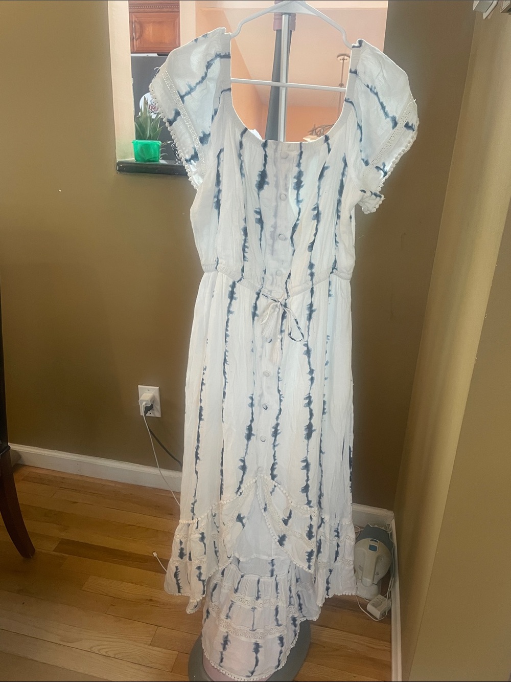 INC White and Navy Tie-Dye Button-Front Hi-Low Maxi Dress, Petite L, Boho